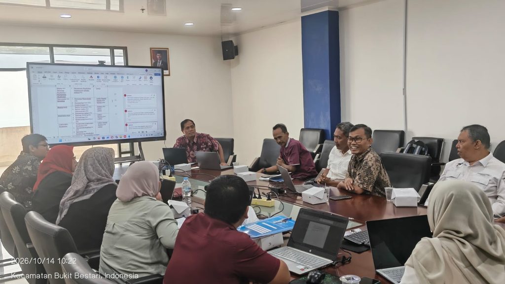 Sesi Diskusi dan Presentasi Evaluasi Kurikulum BDP FIKP UMRAH